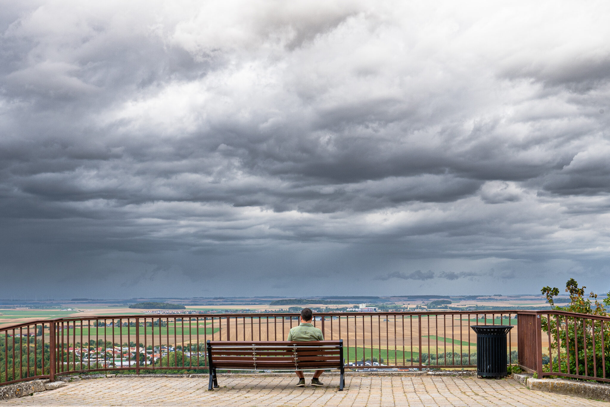 Le calme avant la tempête 🌧️
